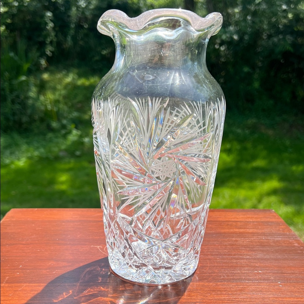 Vintage Pinwheel Cut Crystal Clear Glass Vase with Ruffle Edge Flashy Sparkly